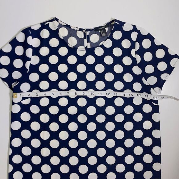 Forever 21 polka dot short sleeve top size S - Picture 6 of 6